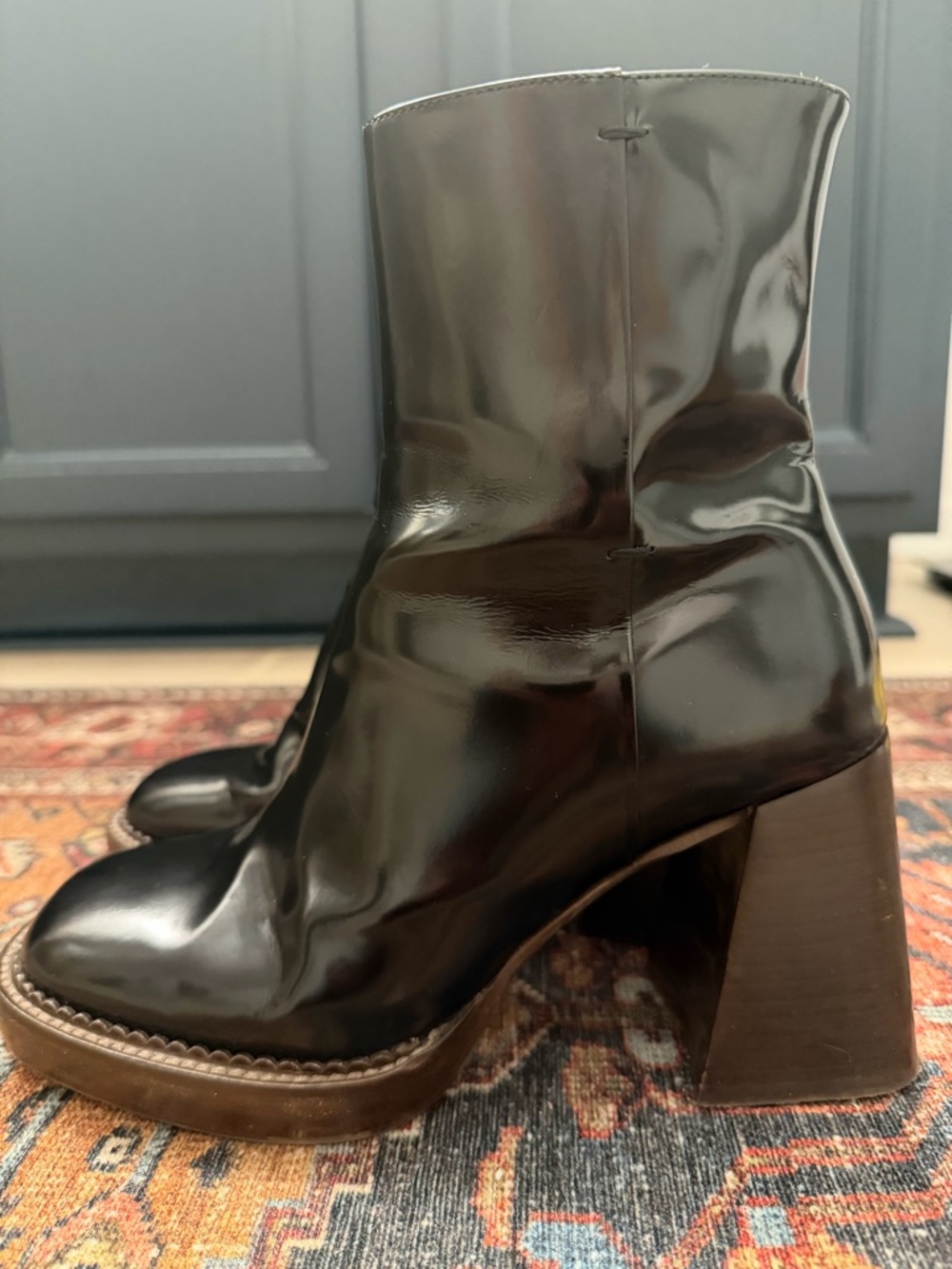 Sezane Kaia Patent Leather Platform Ankle Boots - Black - Picture 5 of 8